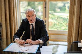 Exclusive - Michel Barnier At Hotel De Matignon - Paris