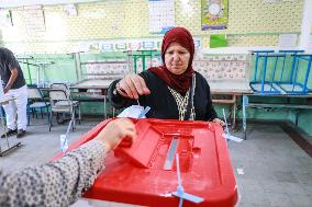 Tunisians Vote In Presidential Election