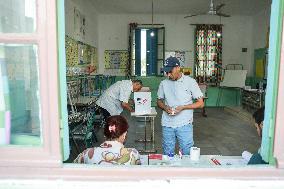 Tunisians Vote In Presidential Election