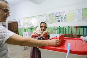 Tunisians Vote In Presidential Election