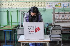 Tunisians Vote In Presidential Election