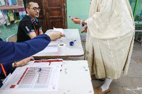 Tunisians Vote In Presidential Election