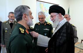 Ayatollah Khamenei awarded General Amir Ali Hajizadeh the Fath medal