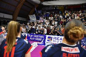 Reale Mutua Fenera Chieri '76 v Igor Gorgonzola Novara - Italian Women's Serie A1 Volleyball: Day 1