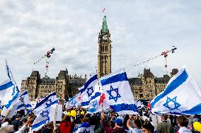 Pro-Israel Protestor During A Commemorative Ceremony In Ottawa