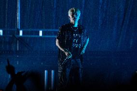 B.I Performs At The Zenith - Paris