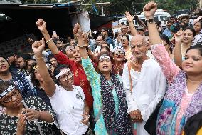 Hindu Holy Men Protest In India