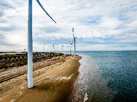 Wind Turbines - Rotterdam