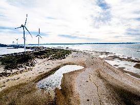 Wind Turbines - Rotterdam