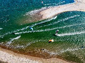 Kitesurfing on the North Sea