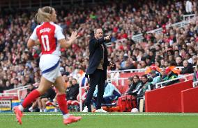 Arsenal v Everton - Barclays Women's Super League