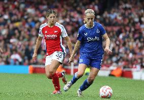 Arsenal v Everton - Barclays Women's Super League