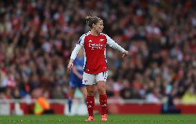 Arsenal v Everton - Barclays Women's Super League