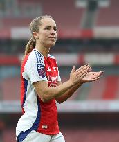 Arsenal v Everton - Barclays Women's Super League