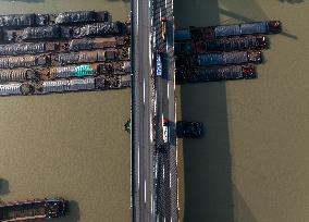 Beijing-Hangzhou Grand Canal Transport Ships