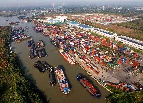 Beijing-Hangzhou Grand Canal Transport Ships