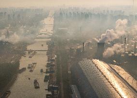 Beijing-Hangzhou Grand Canal Transport Ships