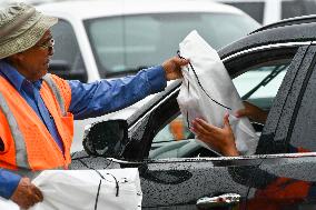 Residents Of Orange County, Florida, Are Collecting Sandbags