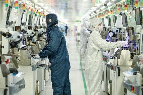 Electronic Component Production in Suqian