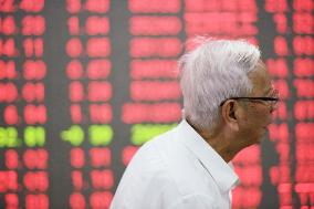 Chinese Stock Markets Rise