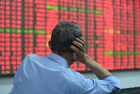 Chinese Stock Markets Rise