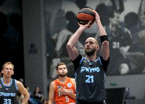 Dnipro beats Cherkasy 82-63 in Ukrainian Basketball SuperLeague match