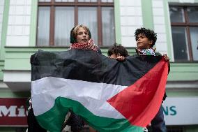 Thousands Of Demonstrators March In Support Of Palestine - Berlin