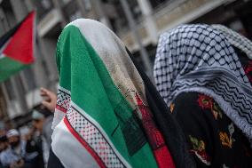 Thousands Of Demonstrators March In Support Of Palestine - Berlin