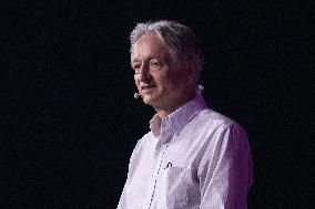 Godfather of AI, Geoffrey Hinton Shares Nobel Physics Prize