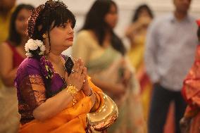 Bengali Hindus Celebrate The Durga Puja Festival In Mississauga, Canada