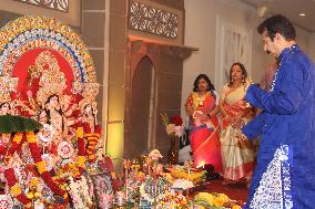 Bengali Hindus Celebrate The Durga Puja Festival In Mississauga, Canada