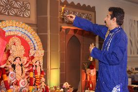 Bengali Hindus Celebrate The Durga Puja Festival In Mississauga, Canada