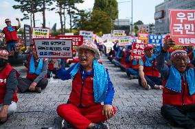 Korea Dog Meat Association Protests Against Dog Meat Ban Legislation