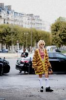 PFW - Stella McCartney Street Style