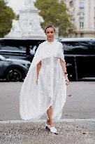 PFW - Stella McCartney Street Style