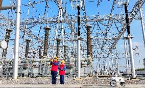 A Intelligent Robot Inspects The Substation in Chuzhou