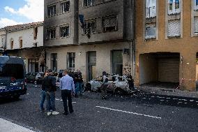 Police Cars Set On Fire In Front Police Station Aftermath - Cavaillon