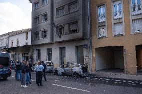 Police Cars Set On Fire In Front Police Station Aftermath - Cavaillon