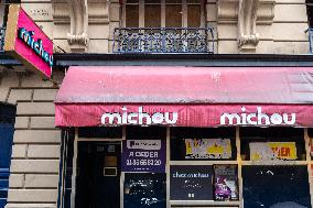 Gad Elmaleh To Buy Chez Michou Cabaret  - Paris