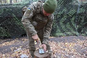 Ukrainian artillery crew at positions in Kharkiv region