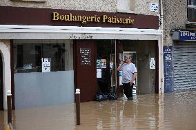 Storm Kirk Causes Flooding Of The Grand-Morin River - Pommeuse