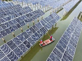 A Fishery-solar Hybrid Base in Suqian