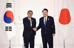 Japan-South Korea summit