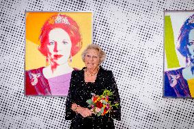 Princess Beatrix Attends 'Queens by Andy Warhol' Exhibition - Apeldoorn Princess Beatrix Attends 'Queens by Andy Warhol' Exhibit