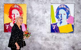 Princess Beatrix Attends 'Queens by Andy Warhol' Exhibition - Apeldoorn Princess Beatrix Attends 'Queens by Andy Warhol' Exhibit