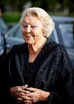 Princess Beatrix Attends 'Queens by Andy Warhol' Exhibition - Apeldoorn Princess Beatrix Attends 'Queens by Andy Warhol' Exhibit