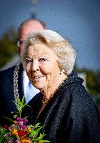 Princess Beatrix Attends 'Queens by Andy Warhol' Exhibition - Apeldoorn Princess Beatrix Attends 'Queens by Andy Warhol' Exhibit