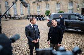 Volodymyr Zelensky at Elysee - Paris