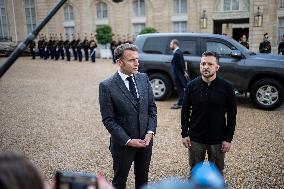 Volodymyr Zelensky at Elysee - Paris