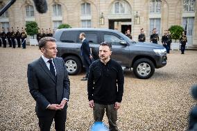 Volodymyr Zelensky at Elysee - Paris